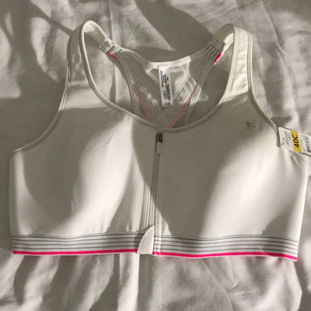 🔴 Women’s Padded Sports Bra